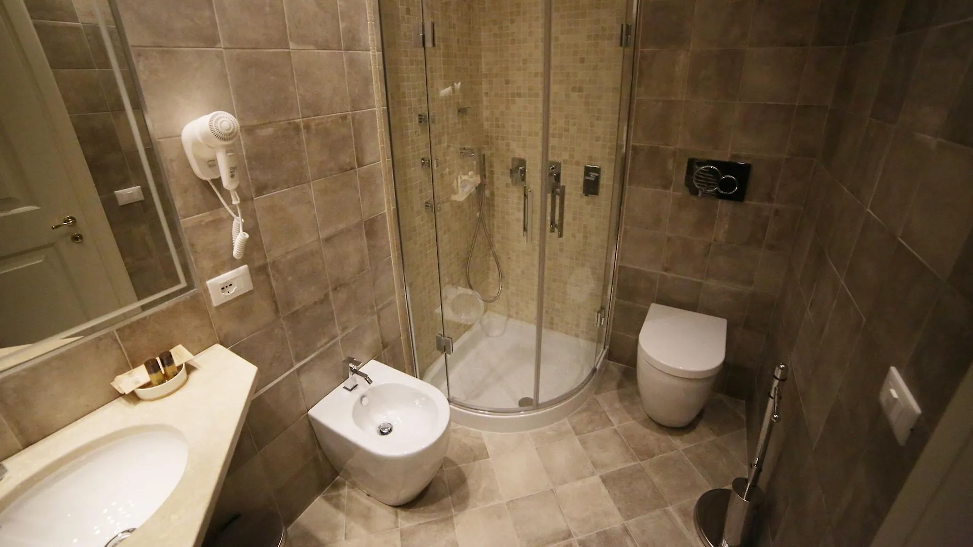 Hotel Renaissance Florence 3*,  Italy