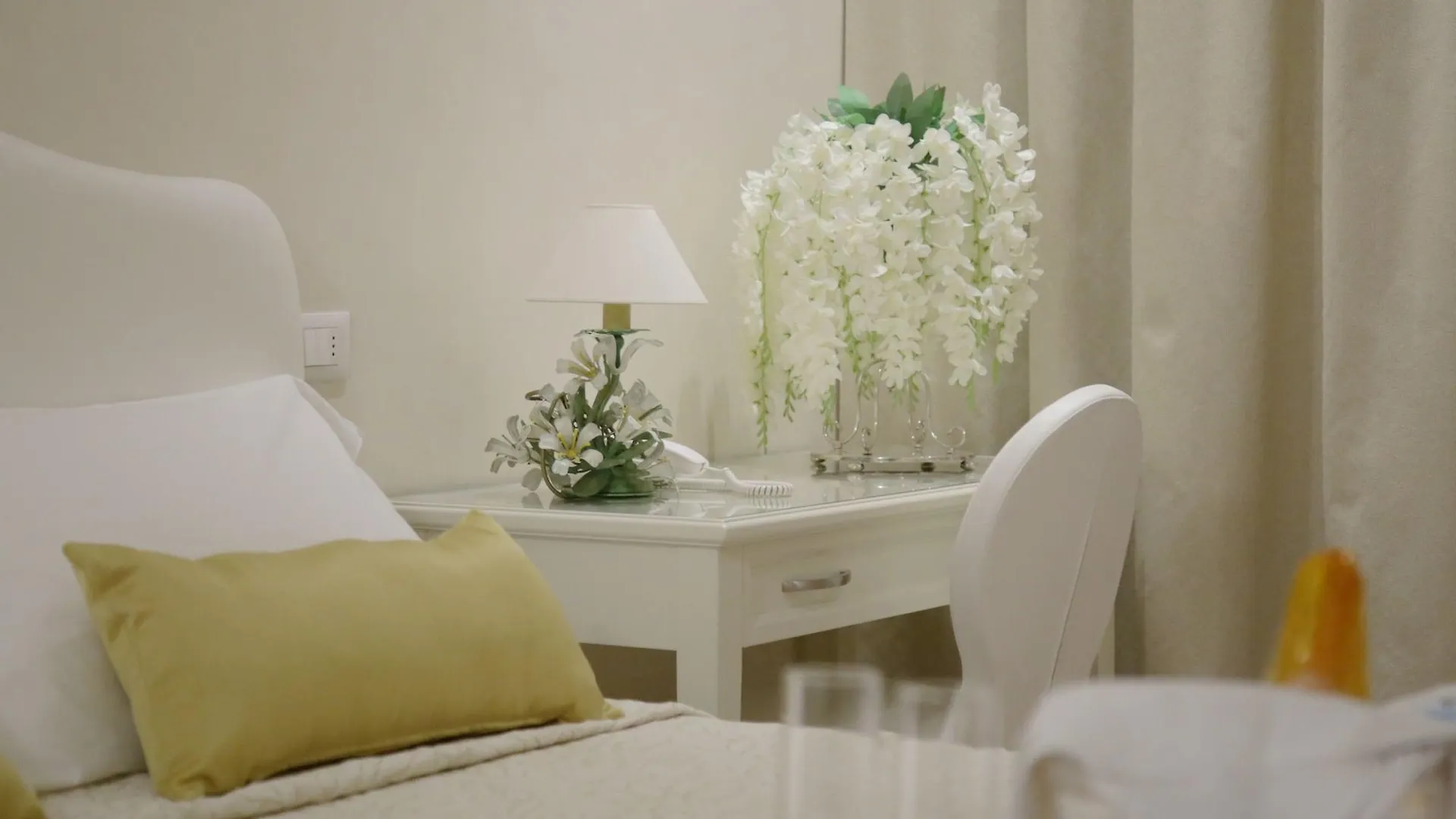 ***  Hotel Renaissance Florence Italy