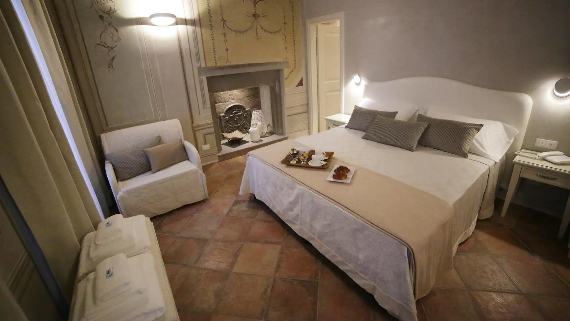 Hotel Renaissance Florence 3*,